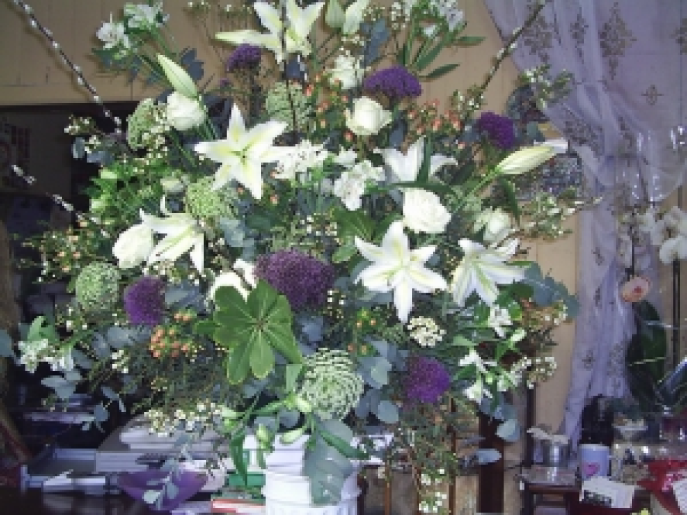 Snow white wedding