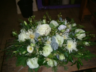 Pure White - spray arrangement.